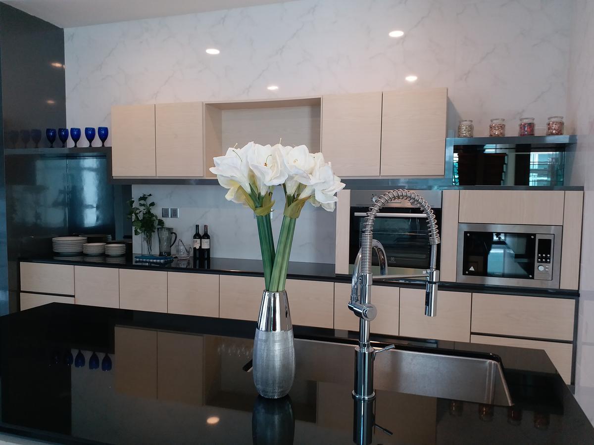 Jb City Paragon Serviced Apartment Johor Bahru Eksteriør bilde