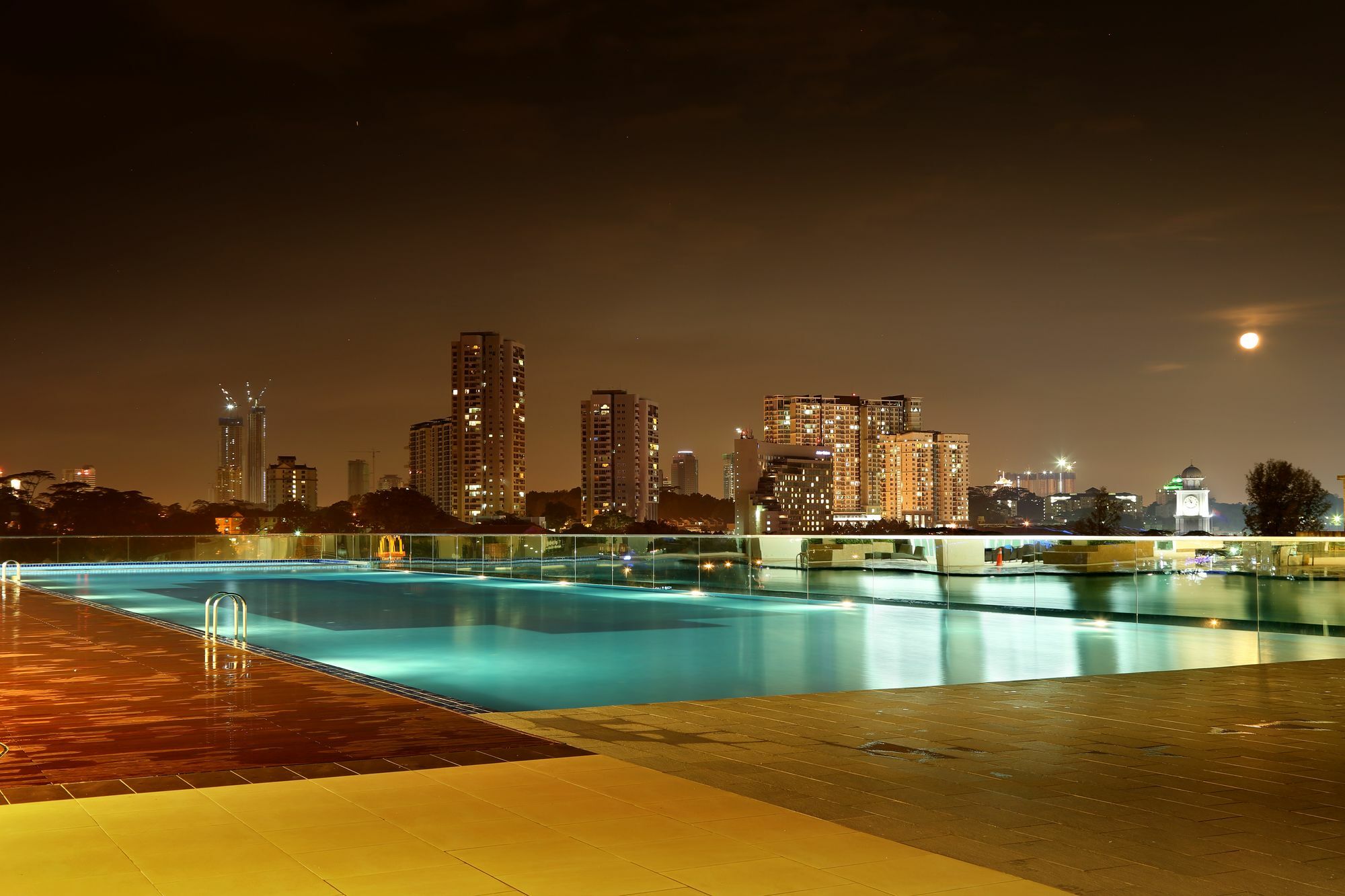 Jb City Paragon Serviced Apartment Johor Bahru Eksteriør bilde
