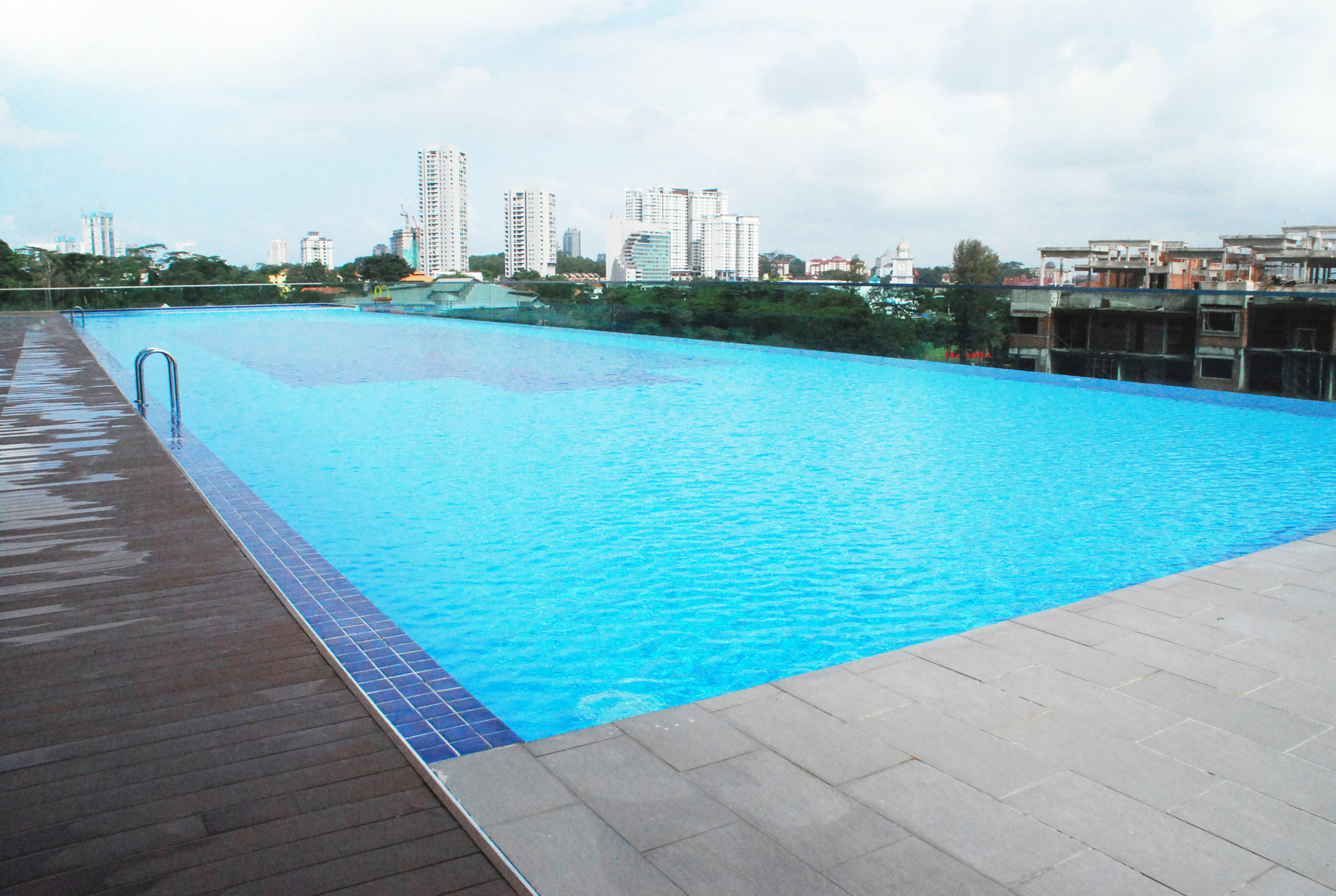 Jb City Paragon Serviced Apartment Johor Bahru Eksteriør bilde